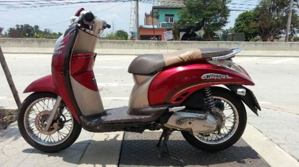 honda scoopy 110i สีแดง กท363 ปี53 เครื่องดี เอกสารครบ 19,000