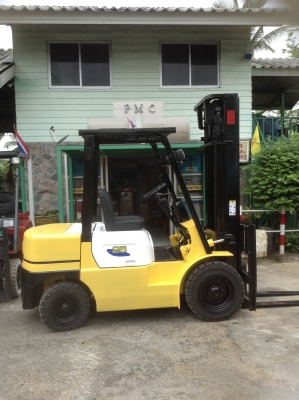 +++ ขายโฟล์คลิฟท์  HALLA  FD25  ขนาด 2.5  ตัน  (รถนอก สภาพดี)  เครื่องยนต์ดีเซล  เสา 4  เมตร  เกียร์ออโตเมติค   งา 1,070  มม.  ยางตันใหม่  4 เส้นครับ