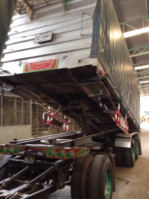 ขายพ่วงเหล็ก ยาว 6.80 สูง 2.10 กว้าง 2.50 ปี 51 สนใจติดต่อ 093-1406977 เต้