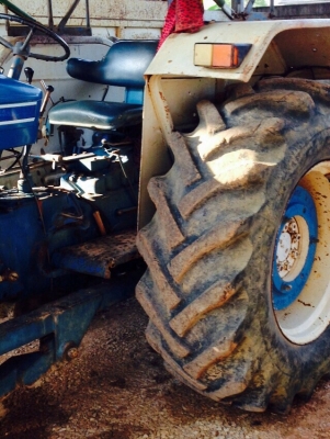 FORD 6600ราคา410,000 บาท โทร 0822134217