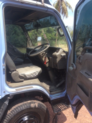 ISUZU NPR (ฝาขาว) ยาว 5ม. เครื่อง120 แรง รถเดิมบางสุดๆ รถใช้น้อย วิ่งน้อย พร้อมใช้งาน ขาย 520,000 บาท (ศุภากร 081-4252943)