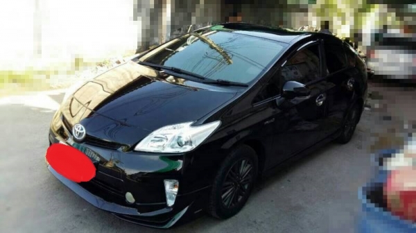 Toyota Prius Sport TRD ปี12    ออโต้