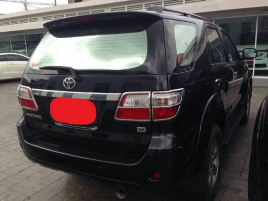 Toyota Fortuner ปี09    เครื่อง2.7  ออโต้