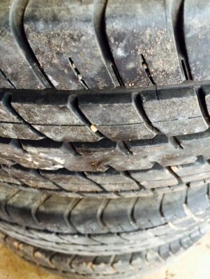 ขายยาง VIOS 185/60R15 DUNLOP ขายยาง VIOS 185/60R15 DUNLOP