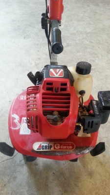 เครื่องพรวนดิน GRIP G-Force VAC245 เครื่องพรวนดิน GRIP G-Force VAC245