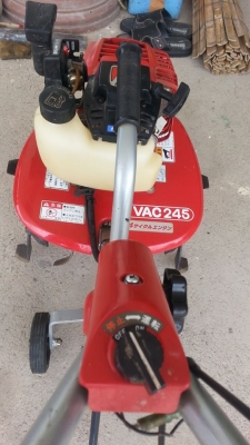 เครื่องพรวนดิน GRIP G-Force VAC245 เครื่องพรวนดิน GRIP G-Force VAC245