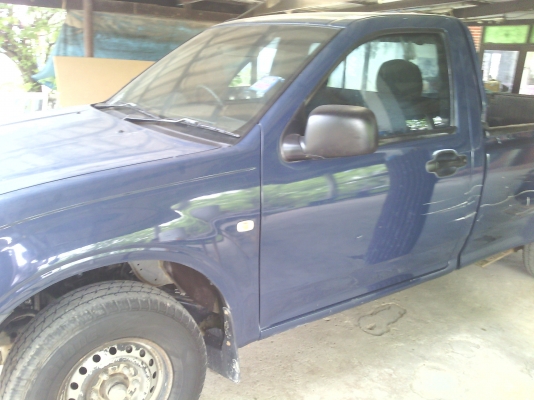 ขาย isuzu D-max ปี 2003 ราคาถูก พร้อมโอน