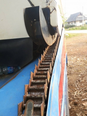 ลดราคารถเกี่ยวข้าวเหลือ 150,000 บาท