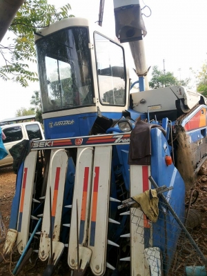 ลดราคารถเกี่ยวข้าวเหลือ 150,000 บาท