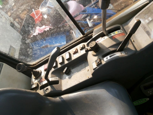 ลดราคารถเกี่ยวข้าวเหลือ 150,000 บาท