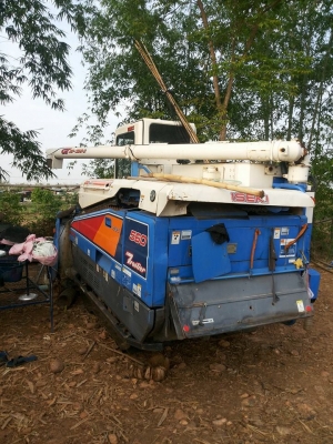 ลดราคารถเกี่ยวข้าวเหลือ 150,000 บาท