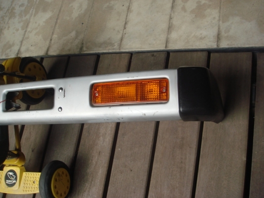 ยกันชนหน้า 720 สภาพสวยเก่าญี่ปุ่นไฟสวยใสไม่แตกร้าวยางมุมสวย ยกันชนหน้า 720 สภาพสวยเก่าญี่ปุ่นไฟสวยใสไม่แตกร้าวยางมุมสวย