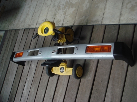 ยกันชนหน้า 720 สภาพสวยเก่าญี่ปุ่นไฟสวยใสไม่แตกร้าวยางมุมสวย ยกันชนหน้า 720 สภาพสวยเก่าญี่ปุ่นไฟสวยใสไม่แตกร้าวยางมุมสวย