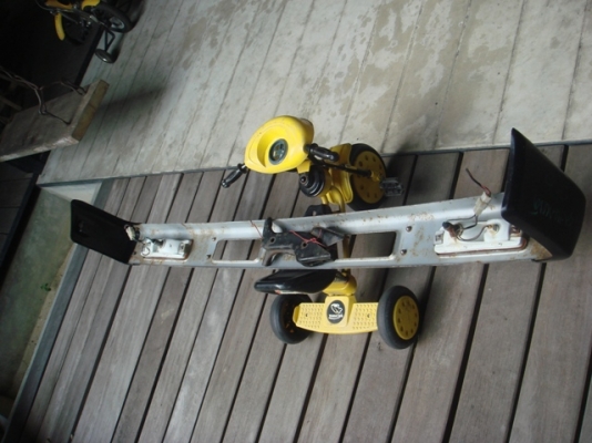 ยกันชนหน้า 720 สภาพสวยเก่าญี่ปุ่นไฟสวยใสไม่แตกร้าวยางมุมสวย