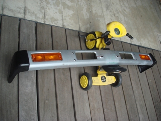 ยกันชนหน้า 720 สภาพสวยเก่าญี่ปุ่นไฟสวยใสไม่แตกร้าวยางมุมสวย ยกันชนหน้า 720 สภาพสวยเก่าญี่ปุ่นไฟสวยใสไม่แตกร้าวยางมุมสวย