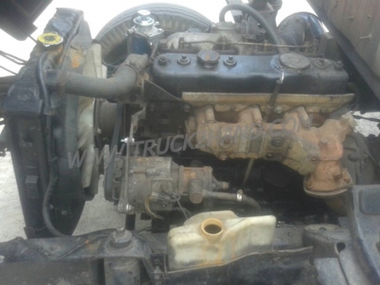 ISUZU  NPR 6 ล้อ กระบะบรรทุก 110 แรงม้า 4 สูบ