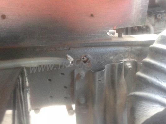 ISUZU  NPR 6 ล้อ กระบะบรรทุก 110 แรงม้า 4 สูบ