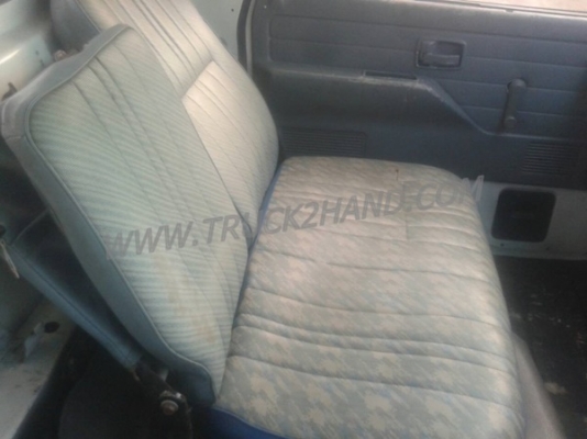 ISUZU  NPR 6 ล้อ กระบะบรรทุก 110 แรงม้า 4 สูบ