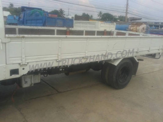 ISUZU  NPR 6 ล้อ กระบะบรรทุก 110 แรงม้า 4 สูบ