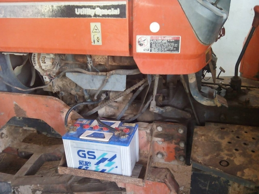 ขายรถไถ KUBOTA  M 9000 2เพลา ปี 50 90 แรง อุปกรณ์ ผานหน้าหลัง