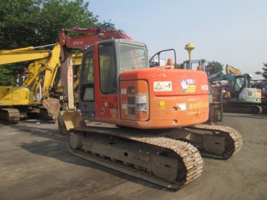 รถขุด HITACHI ZX135US