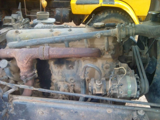 ขาย 6 ล้อดั้ม HINO เครื่อง 150 แรง  เครื่อง EH100