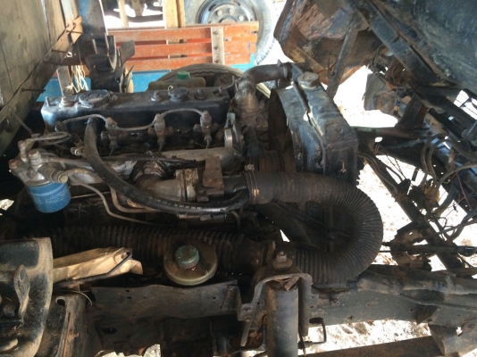 ขายหกล้อ 115 NPR เครื่อง 4BD1 หน้า-หลังFยาง8.25 พ.เวอร์ คัชชีไม่ผุไม่ดามรับประกัน พร้อมใช้ เอกสารพร้อมโอน ภาษีไม่ขาด