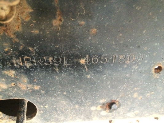 ขายหกล้อ 115 NPR เครื่อง 4BD1 หน้า-หลังFยาง8.25 พ.เวอร์ คัชชีไม่ผุไม่ดามรับประกัน พร้อมใช้ เอกสารพร้อมโอน ภาษีไม่ขาด