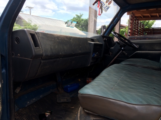 ขายหกล้อ 115 NPR เครื่อง 4BD1 หน้า-หลังFยาง8.25 พ.เวอร์ คัชชีไม่ผุไม่ดามรับประกัน พร้อมใช้ เอกสารพร้อมโอน ภาษีไม่ขาด