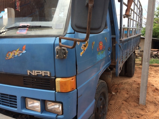 ขายหกล้อ 115 NPR เครื่อง 4BD1 หน้า-หลังFยาง8.25 พ.เวอร์ คัชชีไม่ผุไม่ดามรับประกัน พร้อมใช้ เอกสารพร้อมโอน ภาษีไม่ขาด