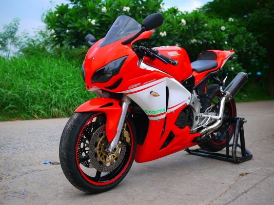 ขาย Nc30 พร้อมทะเบียนแท้ แฟริ่ง cbr1000 08 ฟิตเครื่องใหม่แล้วเรียบร้อย ท่อสูตร
