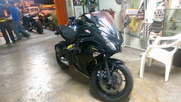 ์Ninja 650 โฉมปี 2013 ของแต่งแน่นๆ ยางดี รถสวยคับ ราคาเน็ตๆ