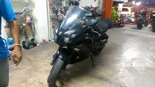 ์Ninja 650 โฉมปี 2013 ของแต่งแน่นๆ ยางดี รถสวยคับ ราคาเน็ตๆ
