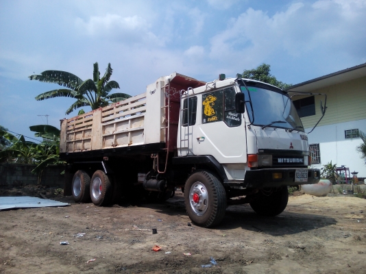 ขายสิบล้อสองเพลาดั้มสวยkcโคราชราคา 820000คัชซีสวยมาก