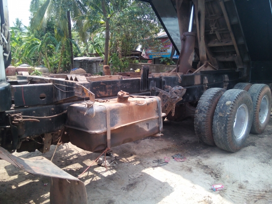 ขายสิบล้อสองเพลาดั้มสวยkcโคราชราคา 780000คัชซีสวยมาก