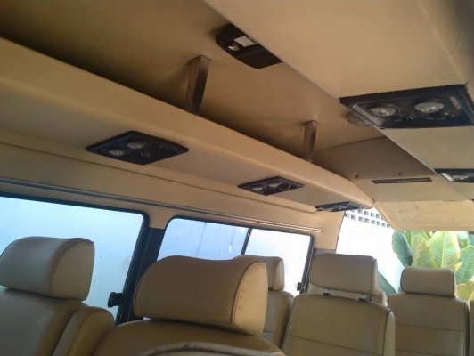 ขายครับ รถตู้หัวจรวด หลังคาสูง ปี2545 เครื่อง 3L พวงมาลัยพาเวอร์ เอกสารพร้อมโอน รถไม่เคยชน แต่เคยเก็บสี มาแล้ว ขายครับ รถตู้หัวจรวด หลังคาสูง ปี2545 เครื่อง 3L พวงมาลัยพาเวอร์ เอกสารพร้อมโอน รถไม่เคยชน แต่เคยเก็บสี มาแล้ว