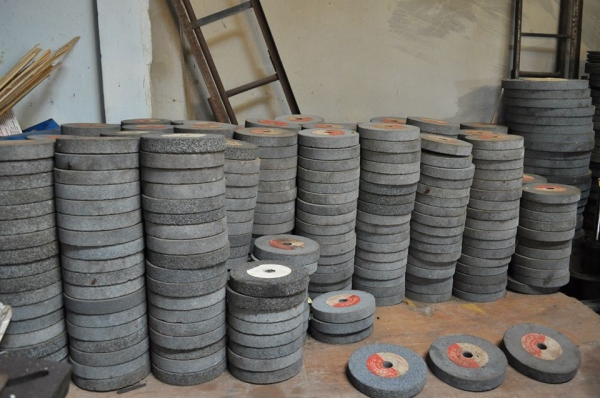 ขายหินเจียรกลมเล็ก  6"