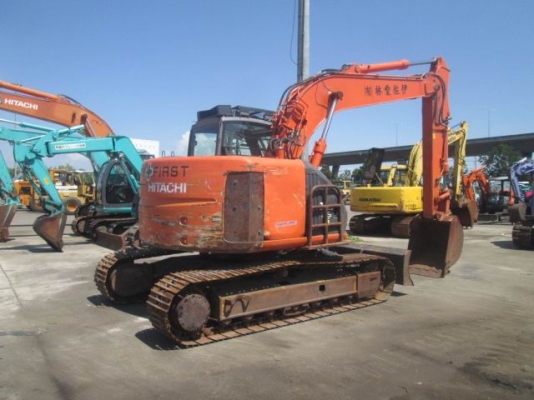 รถขุด HITACHI ZX135US