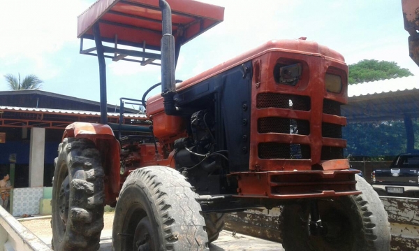 ขายรถไถไทชัน25แรงไช้งานได้รถอยู่วังบัว คลองขลุง กำแพงเพชร ราคา 28000บาท สนใจสอบุถามได้ที่081 3655997 อ๋าพร  พาเจริญ  ราคาต่อรองได้อีกนะครับ