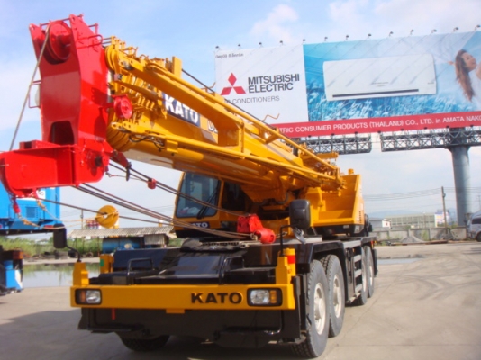 เครน 4 ล้อ 70 ตัน
