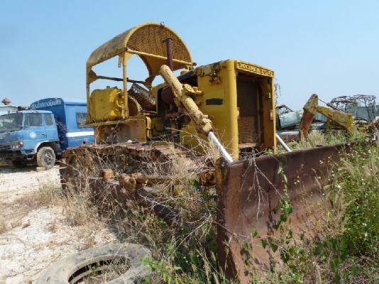 รถไถตีนตะขาบ KOMATSU D85