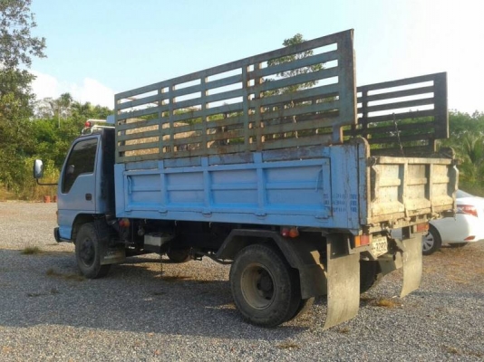 6ล้อดั้มพ์ NPR 120 วางเครื่อง130แรงม้า เครื่องดี คัทซีสวย แอร์ พาวเวอร์ ราคาต่อรองได่ เล่มพร้อม 087-2976734 095-0403929