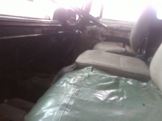 10ล้อล่อง เพลาเดียว HINO KT925 รถสภาพเดิมๆ สวยๆ คัทซีสวย เครื่องดี เล่มพร้อม ภาษีไม่ขาด 087-2976734 095-0403929