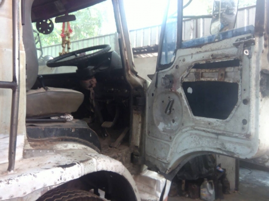 10ล้อล่อง เพลาเดียว HINO KT925 รถสภาพเดิมๆ สวยๆ คัทซีสวย เครื่องดี เล่มพร้อม ภาษีไม่ขาด 087-2976734 095-0403929