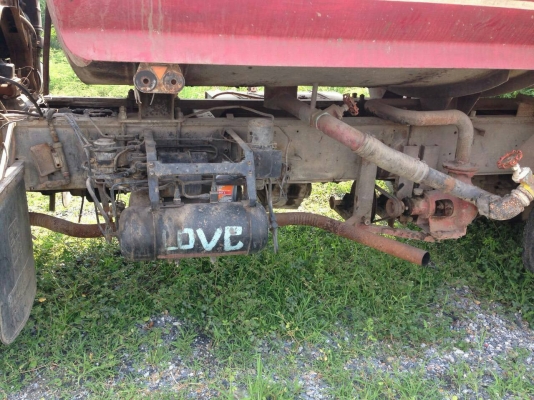 10ล้อบรรทุกน้ำ2เพลา200แรงISUZUจัมโบ้..คัสซี3421306..เครื่อง6SD1-600061..รถสภาพดีเล่มพร้อม..