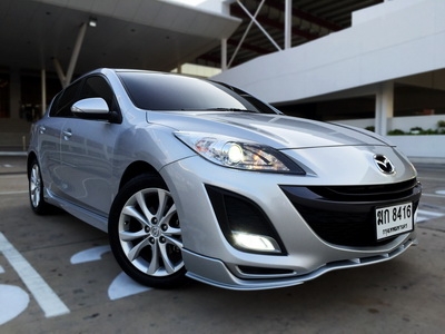 MAZDA3 ปี2011 รุ่นท็อปสุด2.0R SPORTสีบรอนซ์เงิน เกียร์ออโต้ sunroofวิ่งน้อยสุดๆ