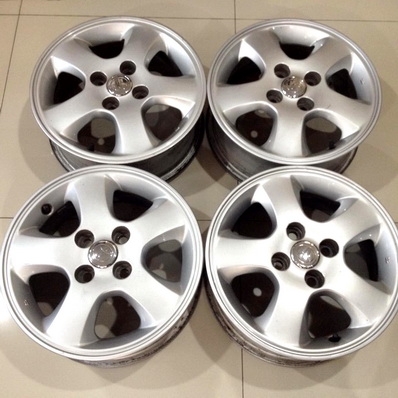 แม็กซ์ SOLUNA ตัว E 14นิ้ว 5ก้าน ใส่รถ 4รู100ได้ทุกรุ่น ตจว ส่งได้ครับ