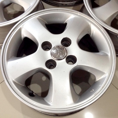 แม็กซ์ SOLUNA ตัว E 14นิ้ว 5ก้าน ใส่รถ 4รู100ได้ทุกรุ่น ตจว ส่งได้ครับ แม็กซ์ SOLUNA ตัว E 14นิ้ว 5ก้าน ใส่รถ 4รู100ได้ทุกรุ่น ตจว ส่งได้ครับ