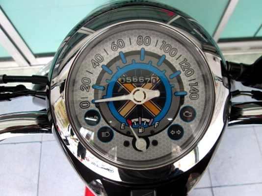 scoopy-i  สีดำด้าน ตัวท๊อป รุ่นแพงสุด ล้อแมกซ์ เบลกคอมบาย รถปี 57 ไมล์ 5พันโล แทน แถม 3 รายการ 37900