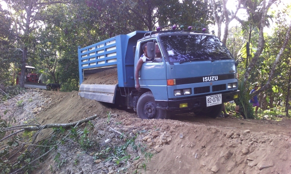 ขายNPR 115 HP ดั๊ม มีสโลว์ท้ายเกียร์